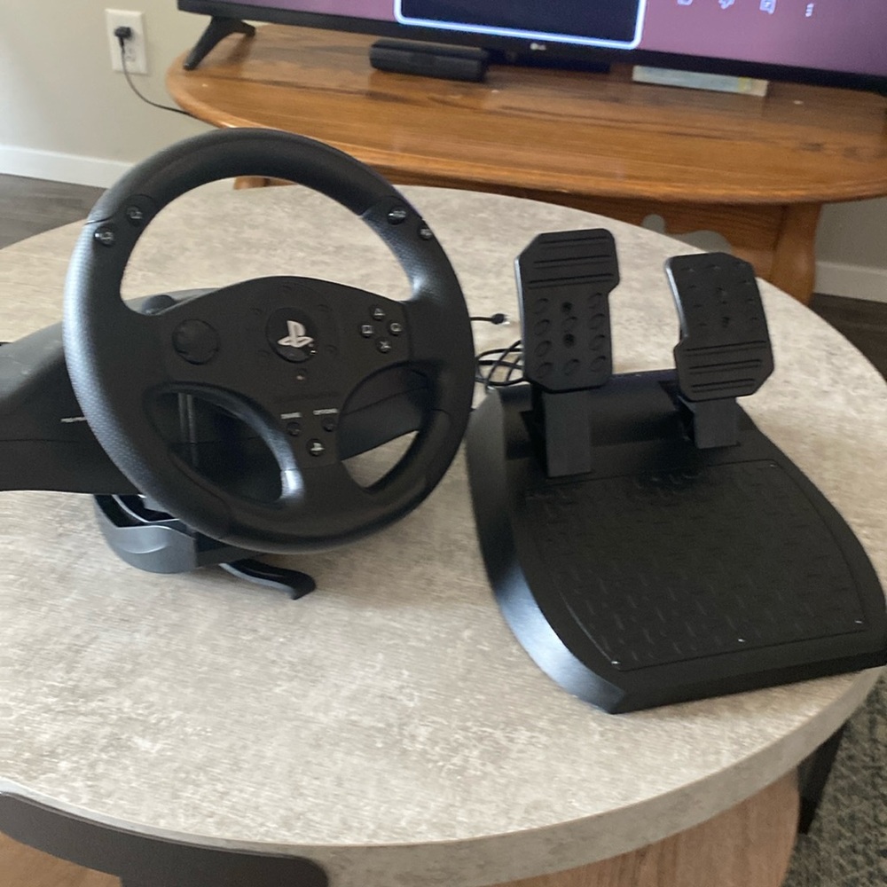 Simulator Thrustmaster for ps3, ps4 , ps5 brand new just 4 times used